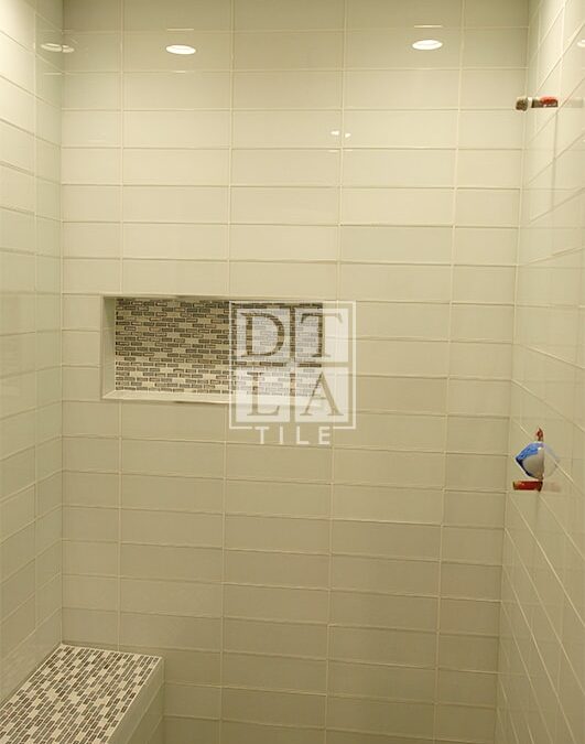 Malibu Glass Tile Shower Wall, Can Glass Tiles Be Used In A Shower