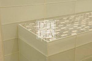Shower bench in Malibu glass tile